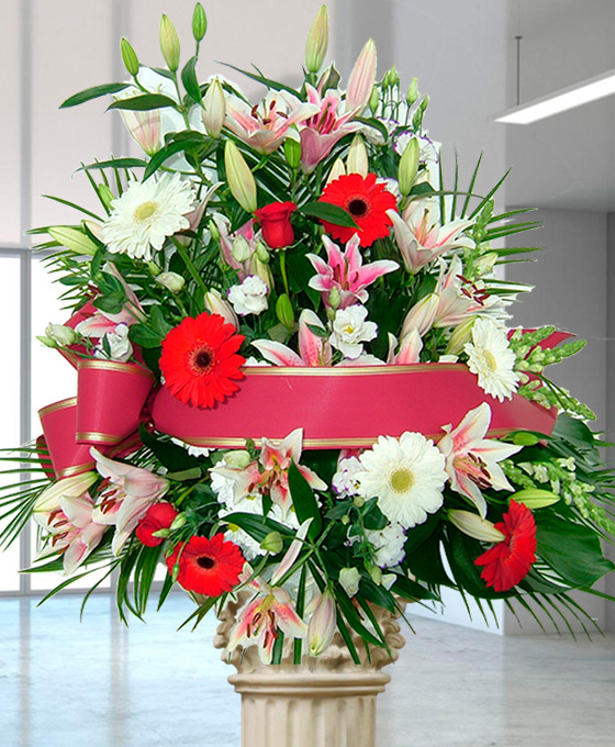 Centro Funerario Gerberas Liliums