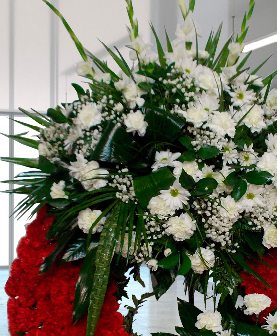 Corona Funeraria Clavel Supreme